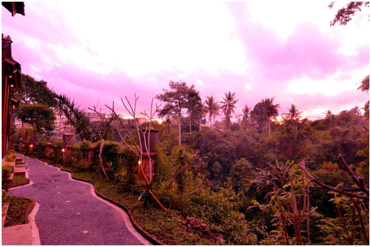 Big Tree House Villa Ubud  Exterior photo